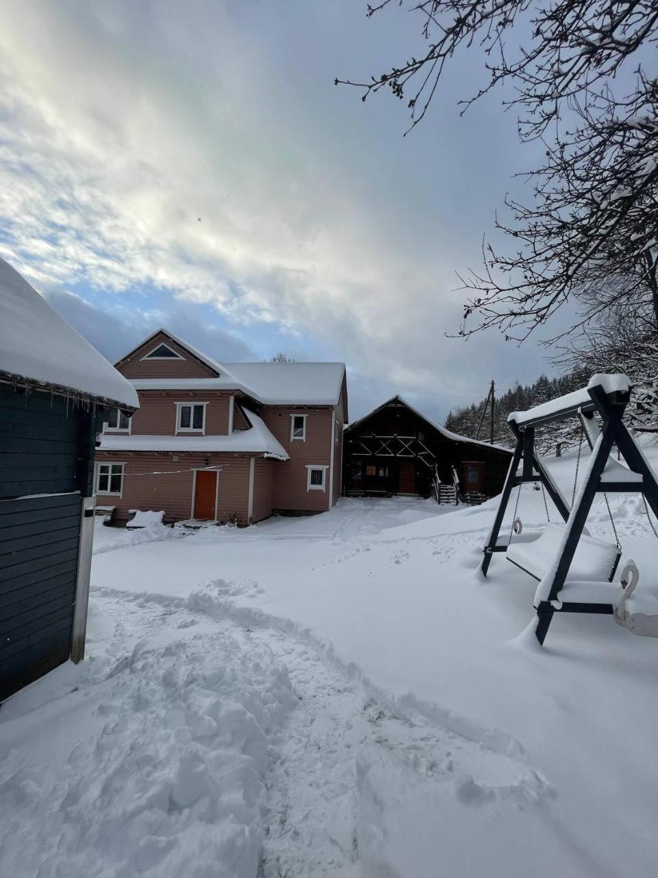 Aparthotel Kazka Jablunyzja Exterior foto